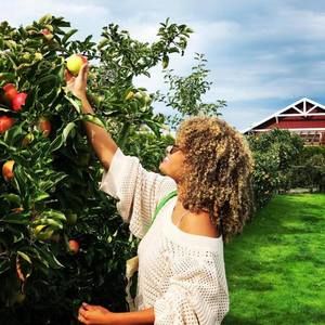 Meet your Posher, Veronica